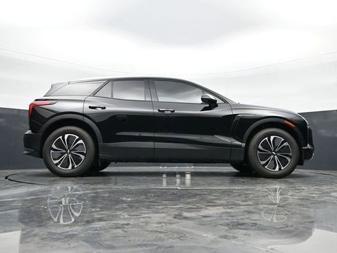 Used 2025 Chevrolet Blazer EV LT FWD image 41