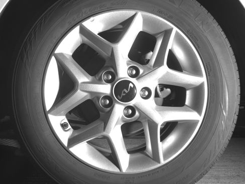 Used 2025 Kia Soul LX w/ LX Technology Package image 19