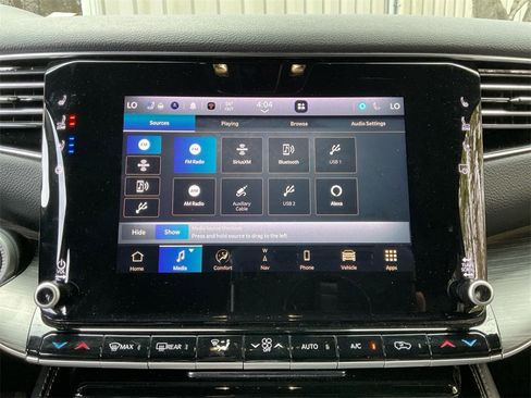 Used 2024 Jeep Wagoneer Series II w/ Flexible Seating Group image 21