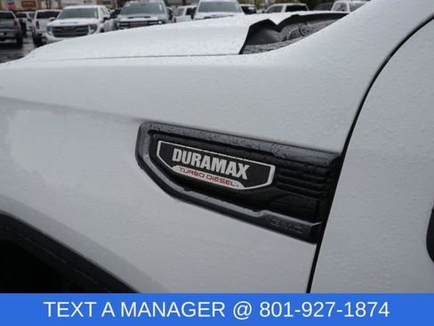 Used 2023 GMC Sierra 1500 AT4 AWD/4WD image 12