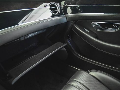 Used 2020 Bentley Continental GT AWD/4WD image 14