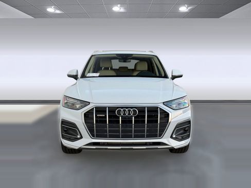 Used 2021 Audi Q5 Premium Plus w/ Premium Plus Package image 5