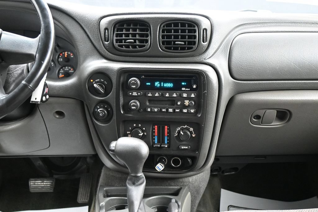 Used 2003 Chevrolet TrailBlazer LT AWD/4WD image 17