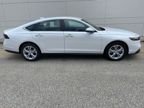 New 2026 Honda Accord LX image 5