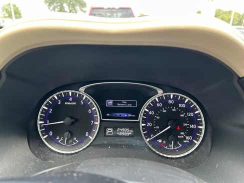 Used 2020 INFINITI QX60 Luxe w/ Essential Package FWD image 14