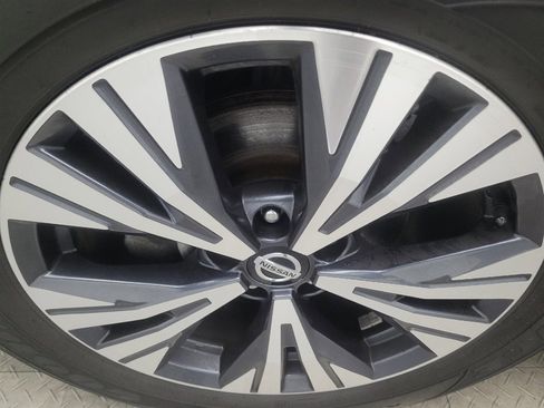 Used 2021 Nissan Rogue SV AWD/4WD image 31