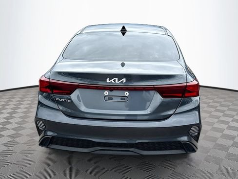 Used 2023 Kia Forte Sedan FWD image 7