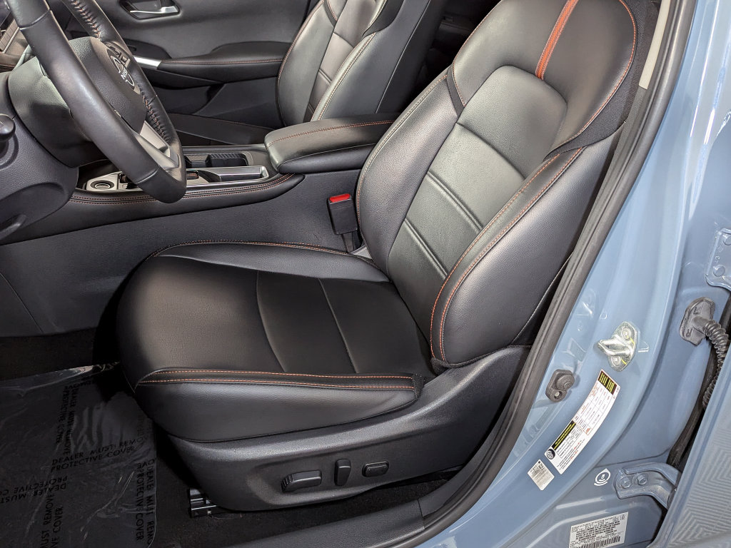 Used 2024 Nissan Sentra SR w/ SR Premium Package FWD image 18