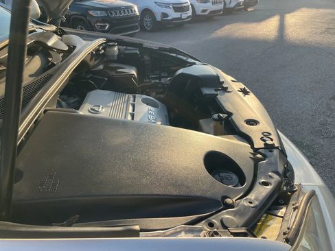 Used 2005 Lexus RX 330 image 14