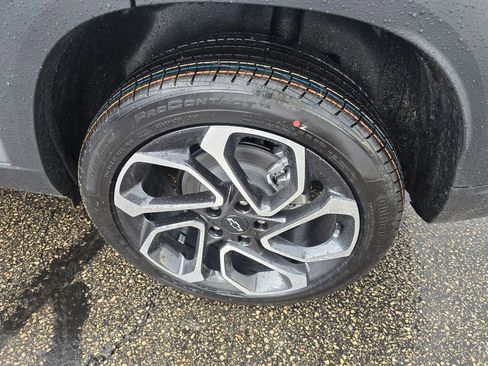 New 2026 Chevrolet Trax RS FWD image 8