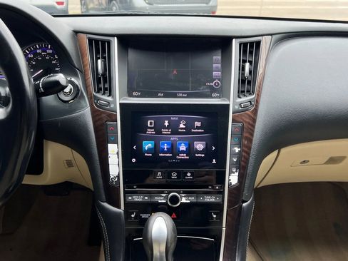 Used 2015 INFINITI Q50 Premium w/ Deluxe Touring Package image 19