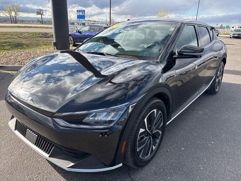 Certified 2024 Kia EV6 Light image 1