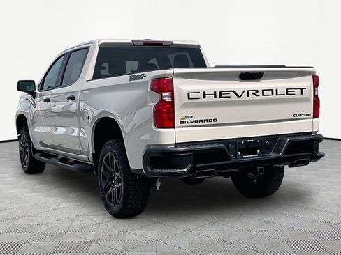 New 2026 Chevrolet Silverado 1500 Custom Trail Boss w/ Dark Appearance Package AWD/4WD image 4