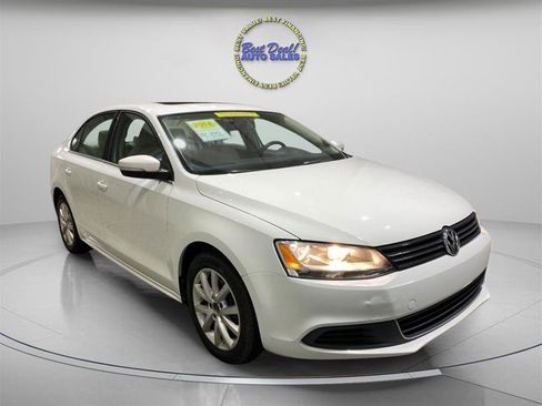 Used 2014 Volkswagen Jetta SE FWD image 6