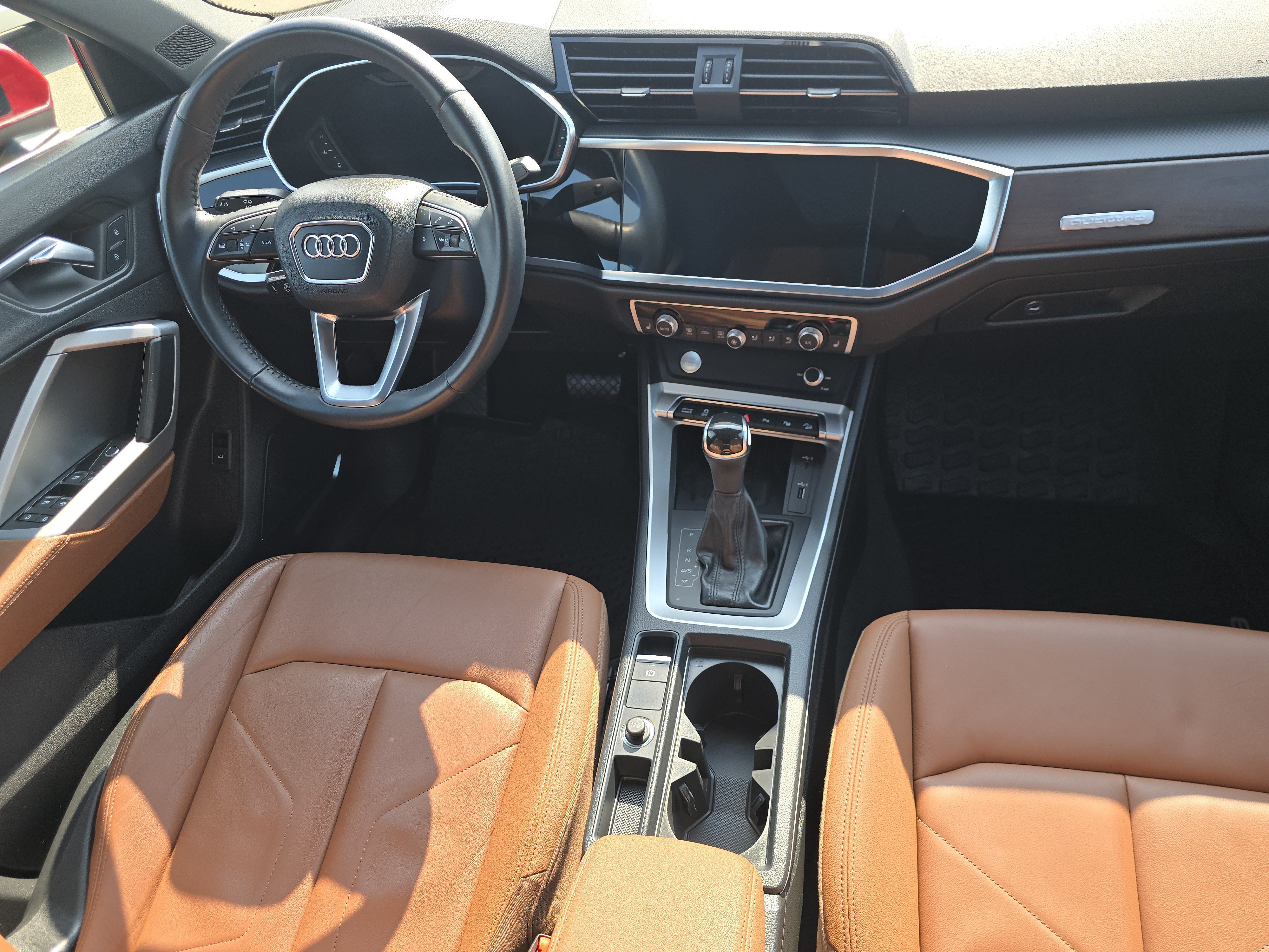 Used 2020 Audi Q3 2.0T Prestige AWD/4WD image 21