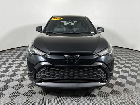 Used 2025 Toyota Corolla Cross AWD Hybrid image 2
