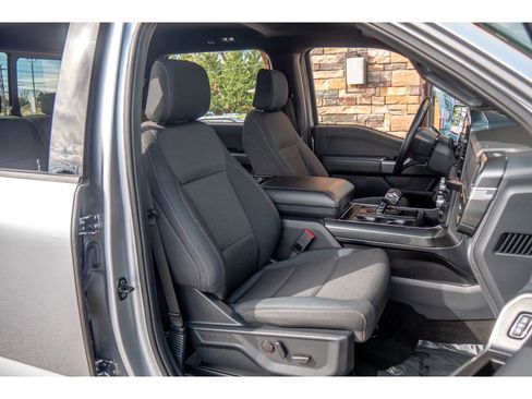 Used 2022 Ford F150 XLT w/ Equipment Group 302A High image 14