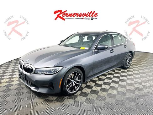 Used 2021 BMW 330i xDrive 330i xDrive image 3
