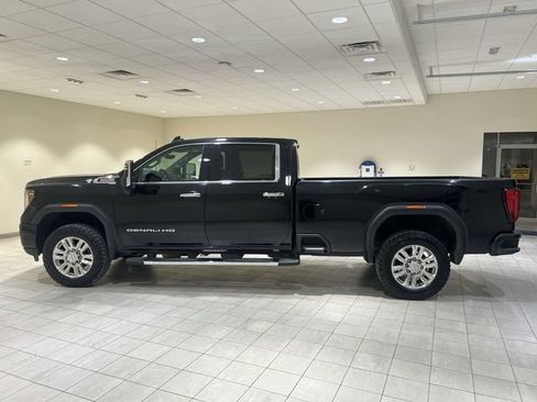 Certified 2020 GMC Sierra 3500 Denali w/ Denali Ultimate Package AWD/4WD image 2