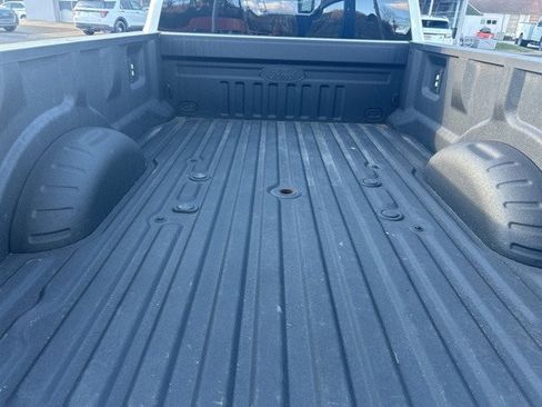 Used 2025 Ford F450 Platinum w/ FX4 Off-Road Package image 12