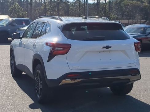 New 2026 Chevrolet Trax ACTIV w/ Sunroof Package image 8