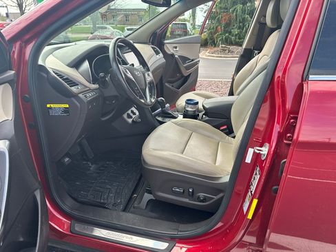 Used 2018 Hyundai Santa Fe Sport w/ 2.4L Tech Package 04 FWD image 10