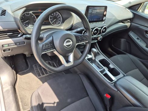 Used 2024 Nissan Sentra SV FWD image 12