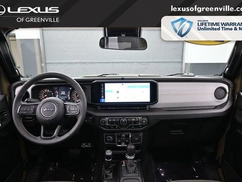 Used 2025 Jeep Wrangler Unlimited Sport AWD/4WD image 21