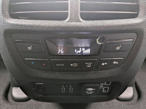 Used 2019 Honda Pilot Elite image 18