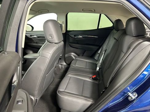 Used 2023 Buick Envision Essence image 27