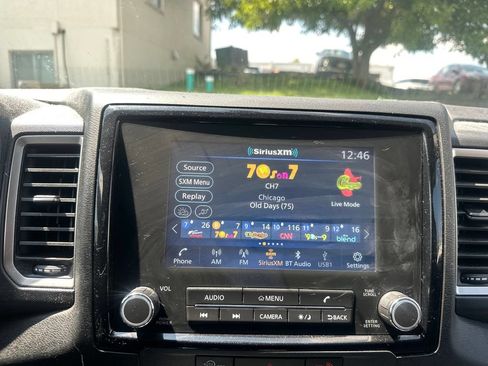 Used 2024 Nissan Frontier SV AWD/4WD image 14