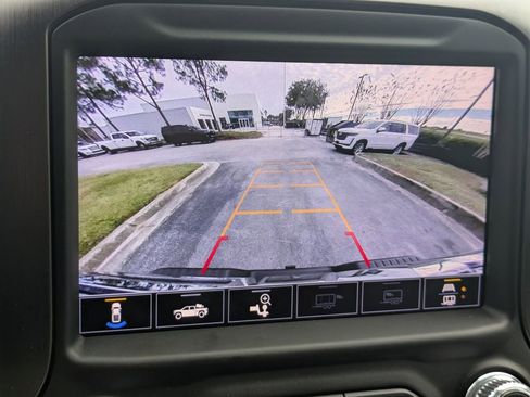 Used 2023 GMC Sierra 3500 AT4 w/ Gooseneck/5TH Wheel Package image 21