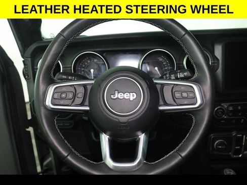 Used 2022 Jeep Wrangler Unlimited Sahara w/ Dual Top Group AWD/4WD image 7