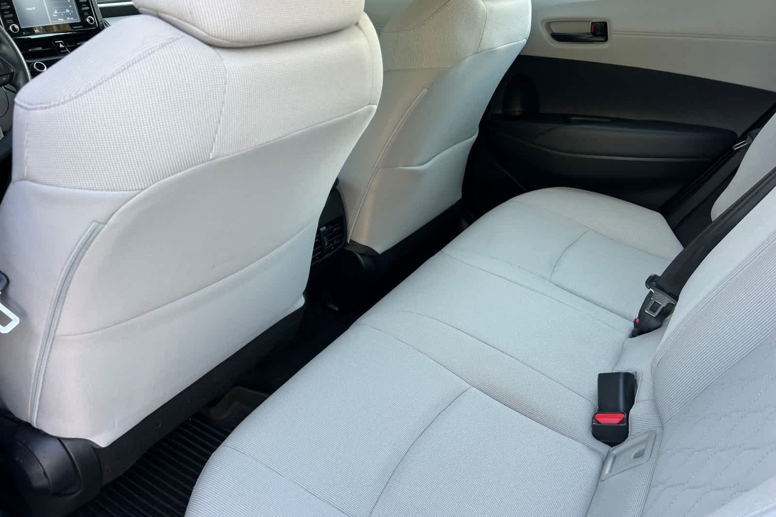 Certified 2022 Toyota Corolla Cross L FWD image 4