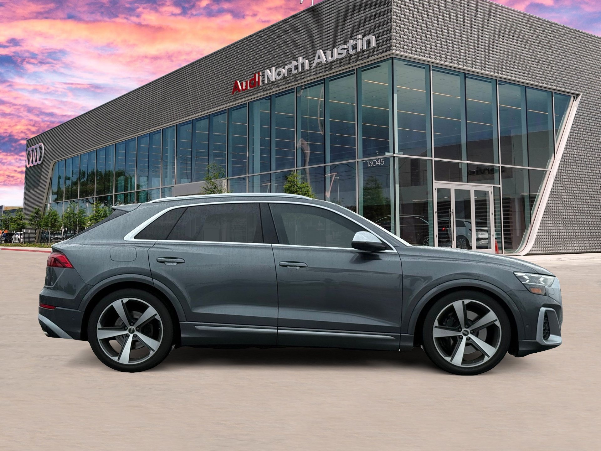 Used 2023 Audi SQ5 Premium Plus w/ Premium Plus Package AWD/4WD image 8