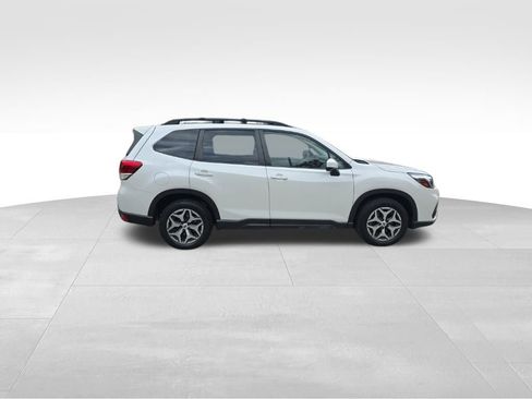 Used 2020 Subaru Forester Premium w/ Popular Package #1 image 9