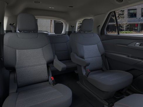 New 2026 Ford Explorer Active AWD/4WD image 11