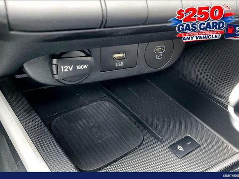 Used 2024 Hyundai Elantra Limited FWD image 33