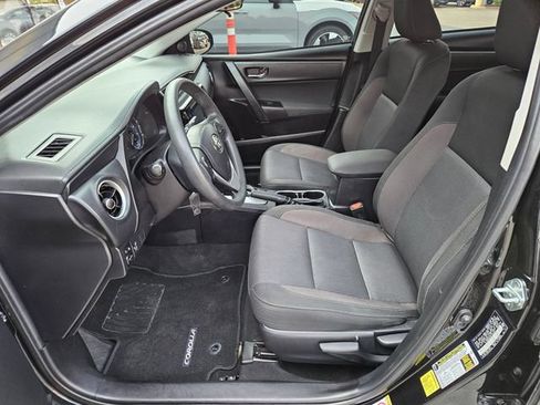 Used 2019 Toyota Corolla LE FWD image 15