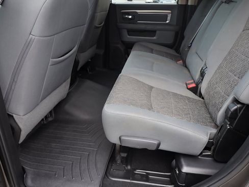 Used 2018 RAM 3500 Big Horn image 17