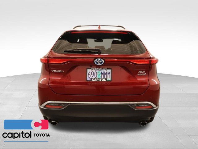 Used 2021 Toyota Venza XLE w/ Softex Package AWD/4WD image 4
