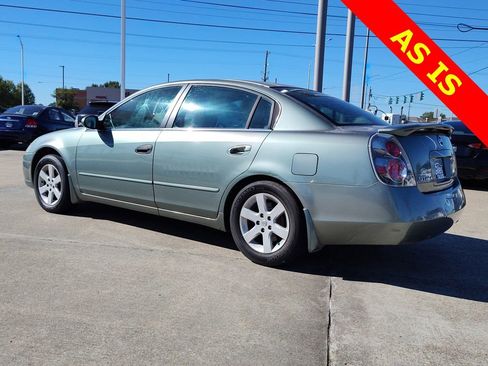Used 2005 Nissan Altima 2.5 S w/ (S02) Side Airbags Pkg image 4