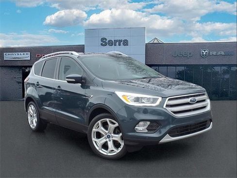 Used 2019 Ford Escape Titanium image 1