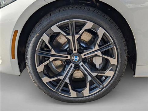 Used 2026 BMW 330i Sedan w/ Premium Package image 10