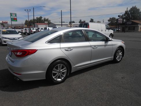 Used 2017 Hyundai Sonata SE FWD image 9