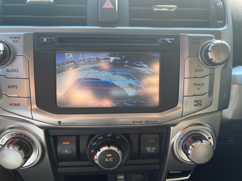 Used 2016 Toyota 4Runner SR5 AWD/4WD image 23