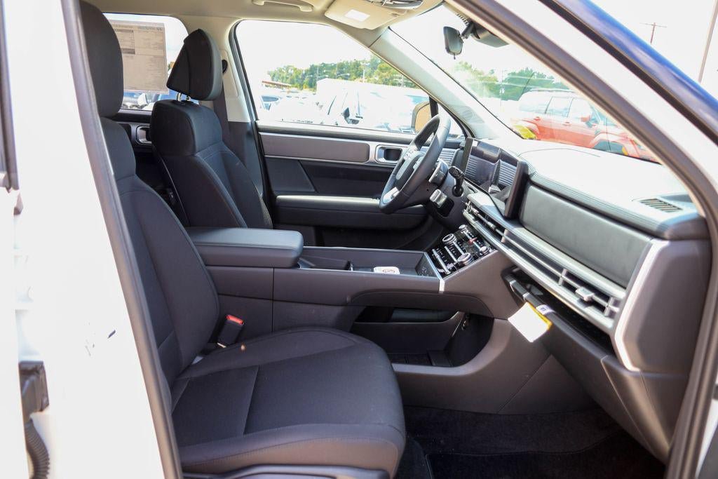 New 2026 Hyundai Santa Fe SE FWD image 8