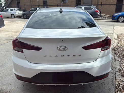 Used 2019 Hyundai Elantra SEL w/ Cargo Package FWD image 6