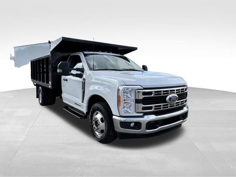 Certified 2023 Ford F350 XL w/ XL Chrome Package RWD image 2