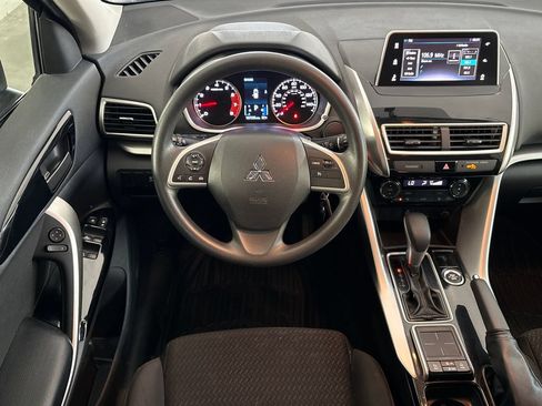 Used 2019 Mitsubishi Eclipse Cross LE AWD/4WD image 16